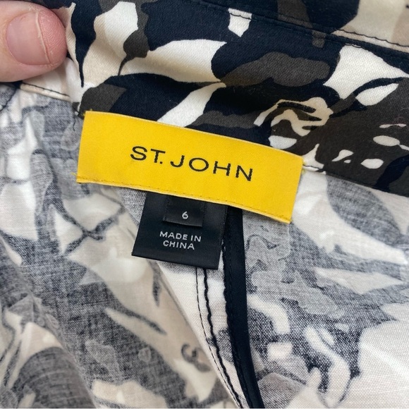 St. John Printed Zip Up Lightweight Jacket 6 - Picture 11 of 11